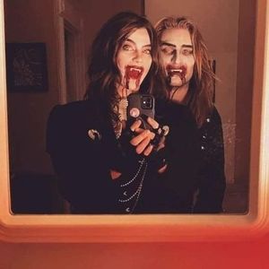 Meet your Posher, Hayley